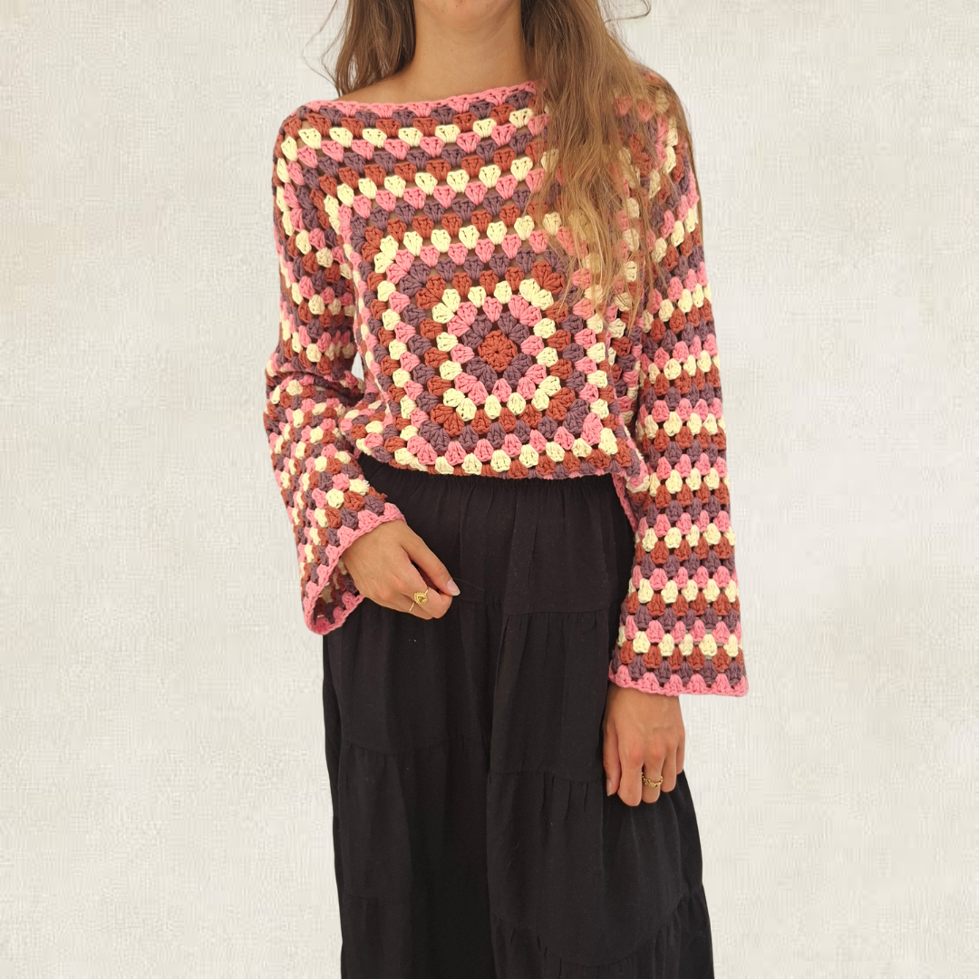 Long-sleeved top in granny squares