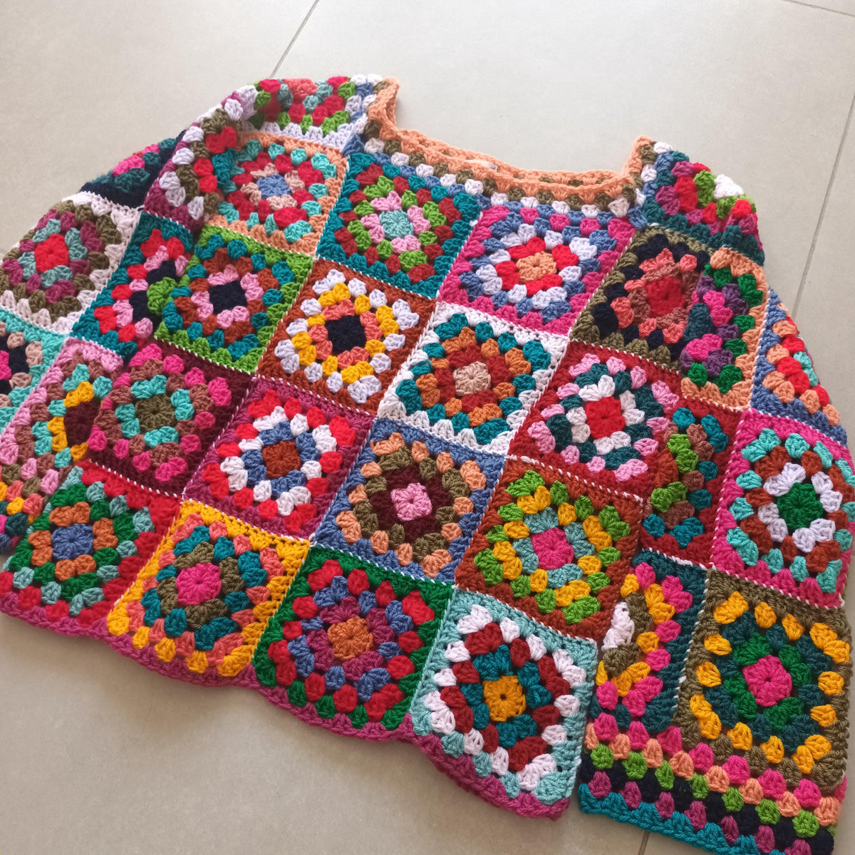 Crochet Pattern Multi-Coloured Granny Square Sweater – PDF Crochet Pattern
