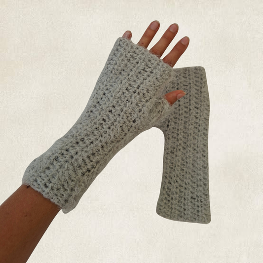 Mitaines grises en crochet