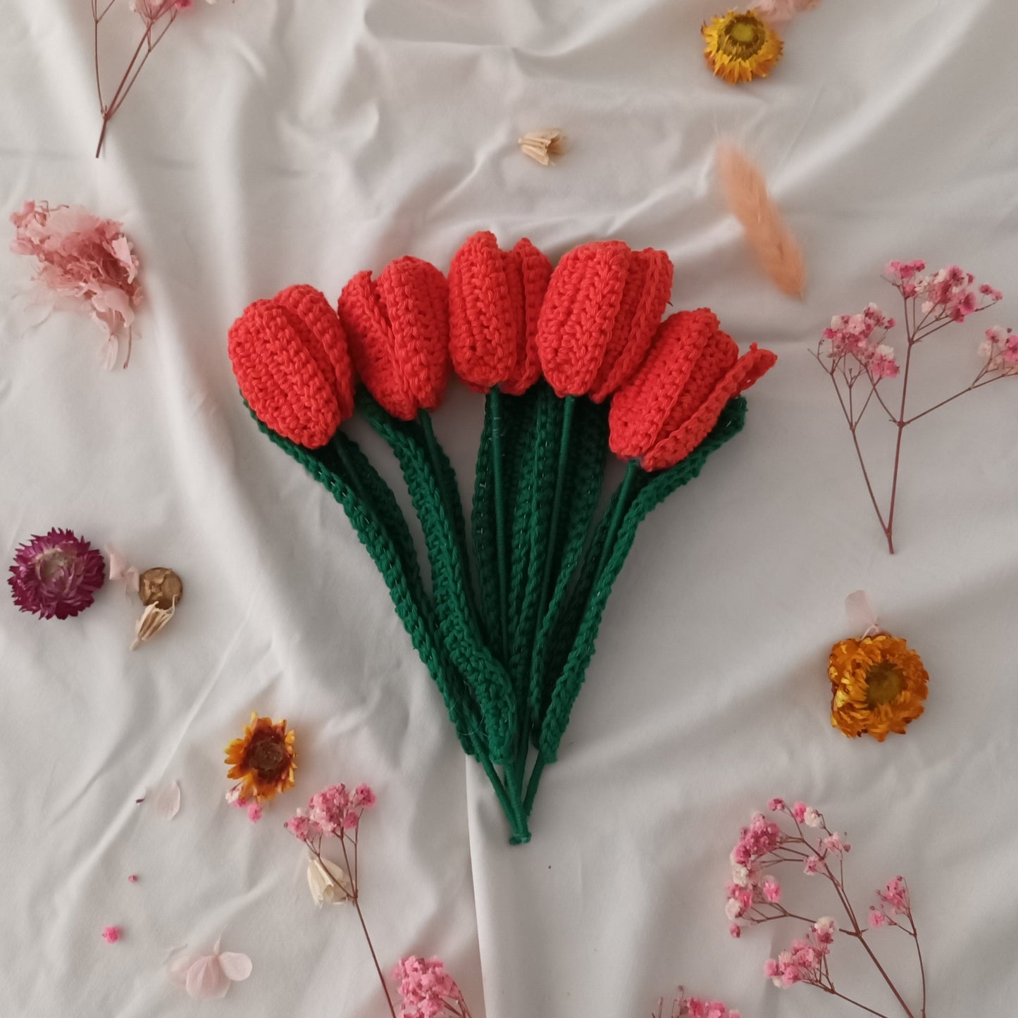 Bouquet de tulipes en crochet + Parfum aux huiles essentielles