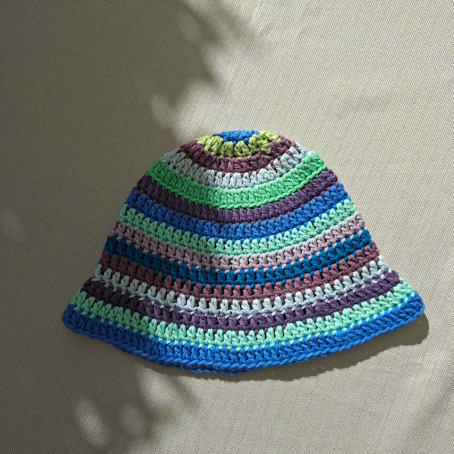 Bob rayé multicolore