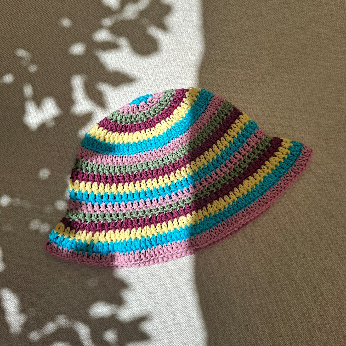 Bob rayé multicolore