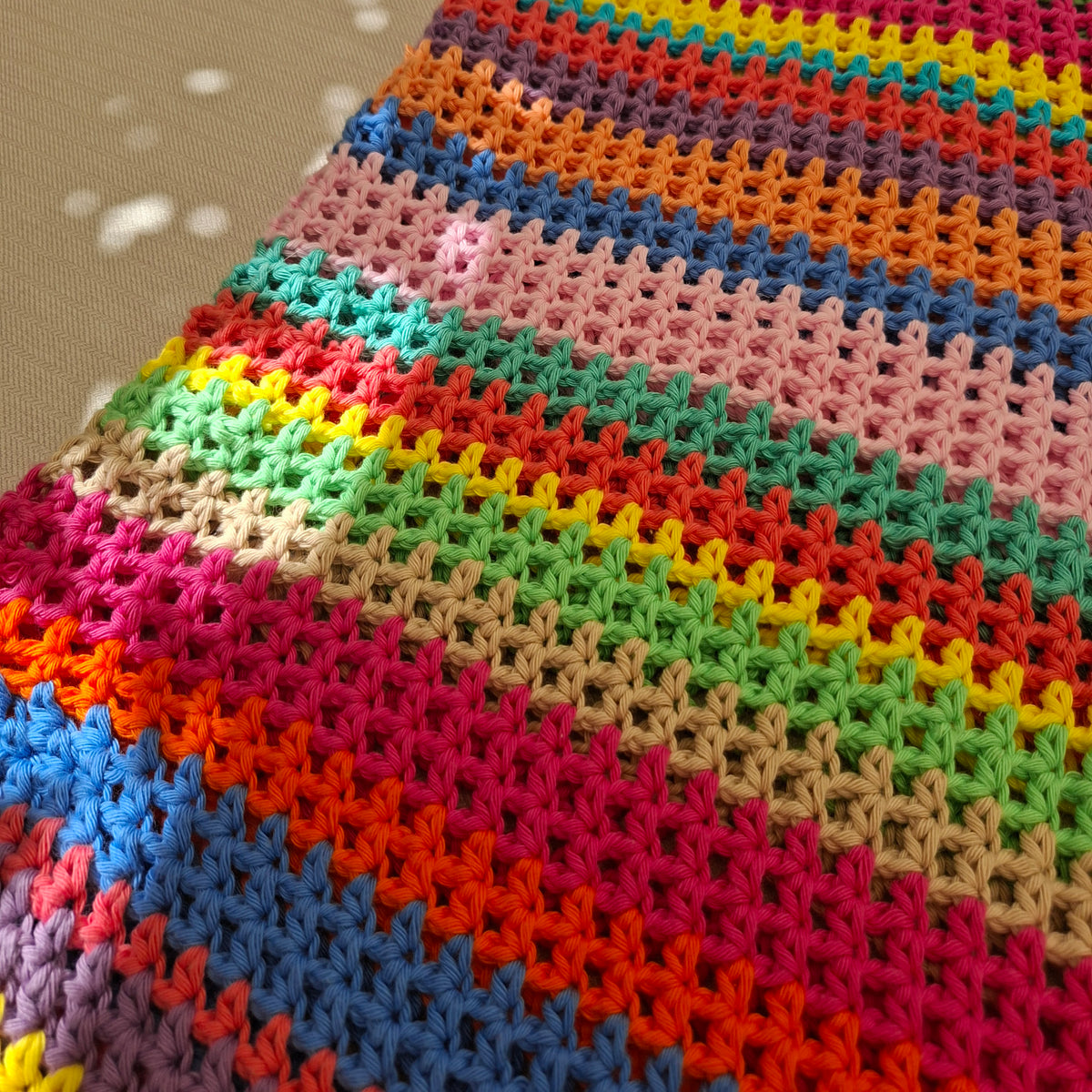 Jupe longue rayée multicolore en crochet