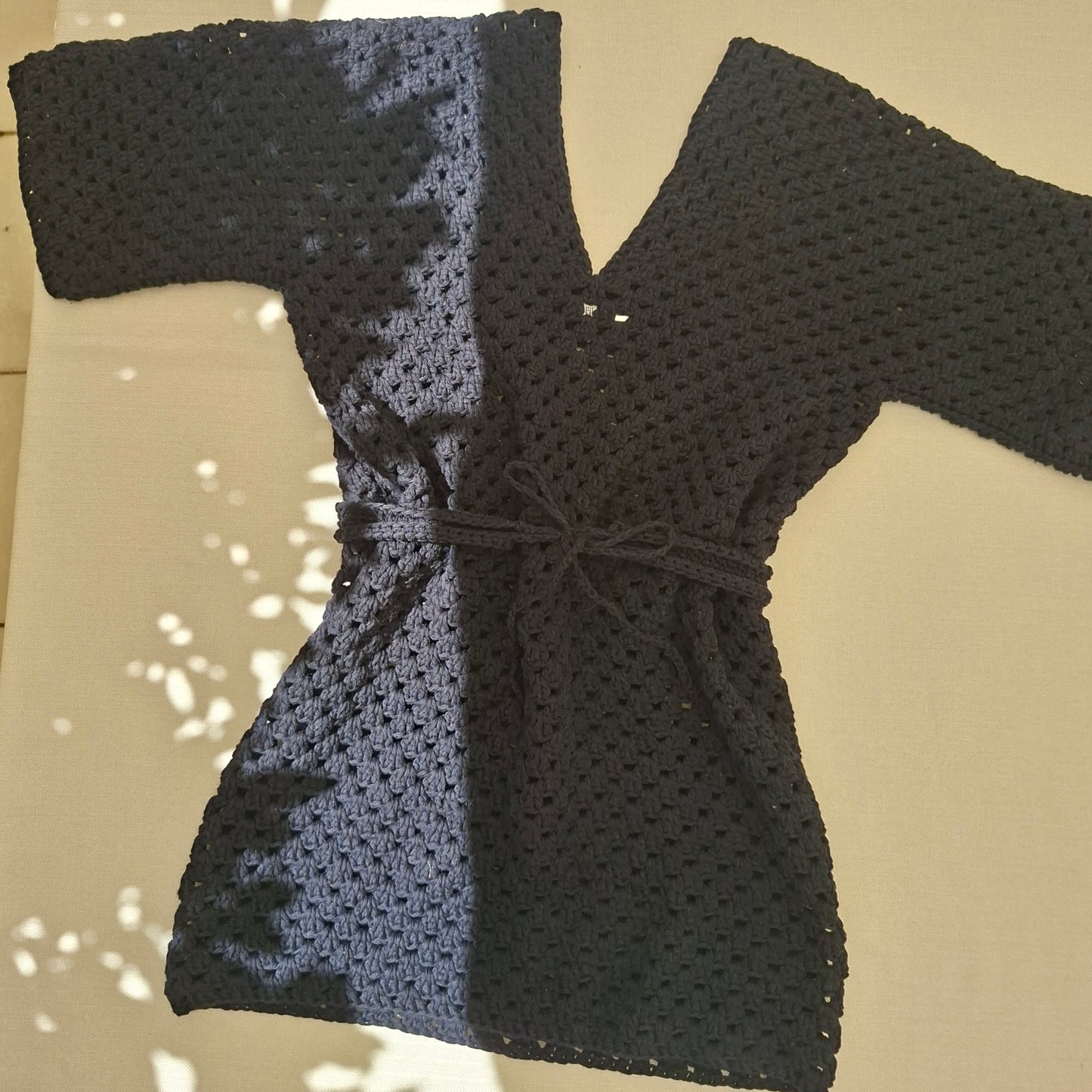 Robe d'été bohème noire en crochet