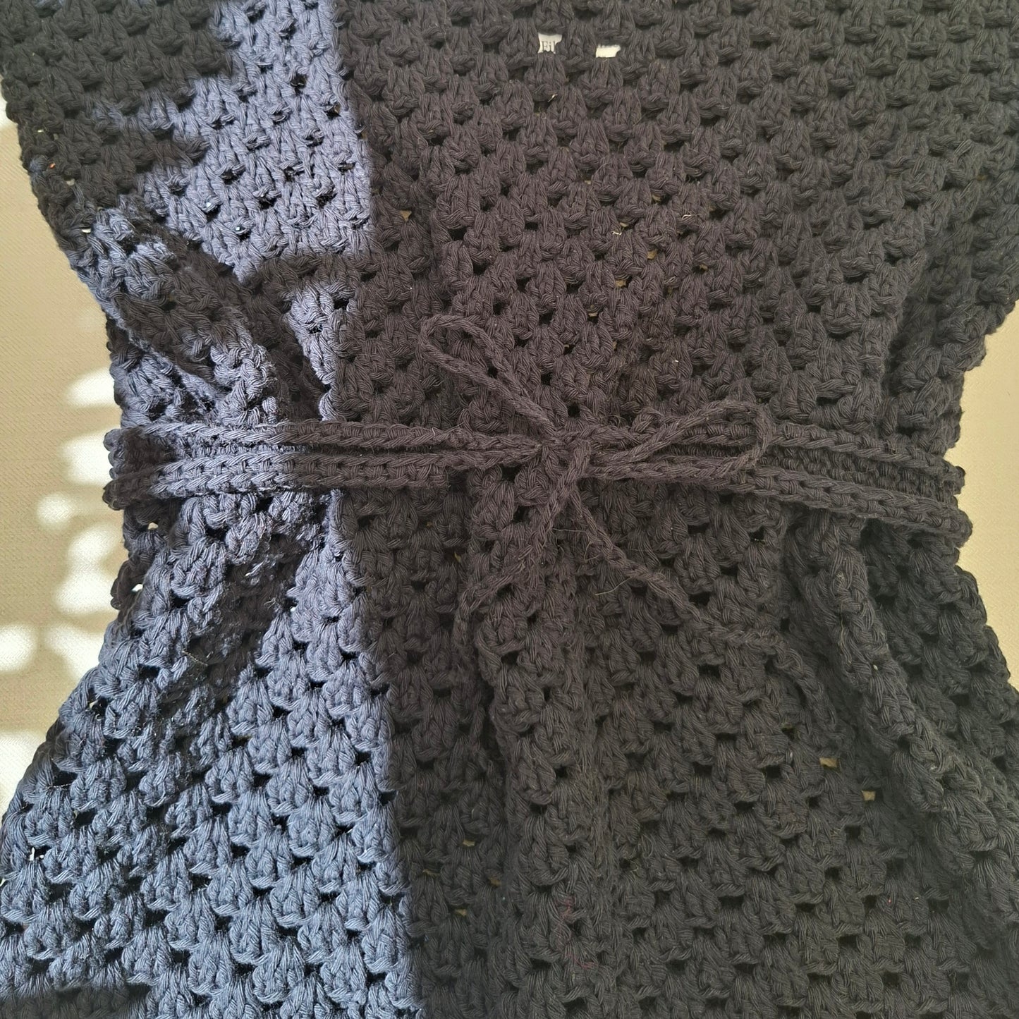 Robe d'été bohème noire en crochet