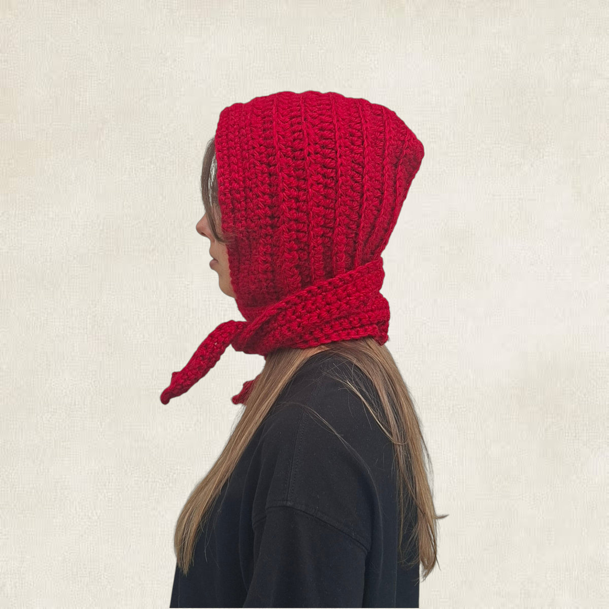 Cagoule à nouer rouge en crochet