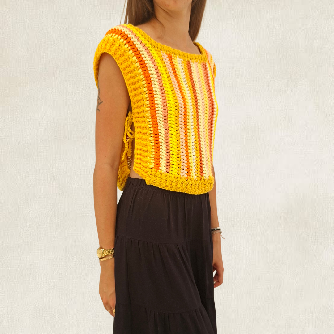 Top rayé orange en crochet
