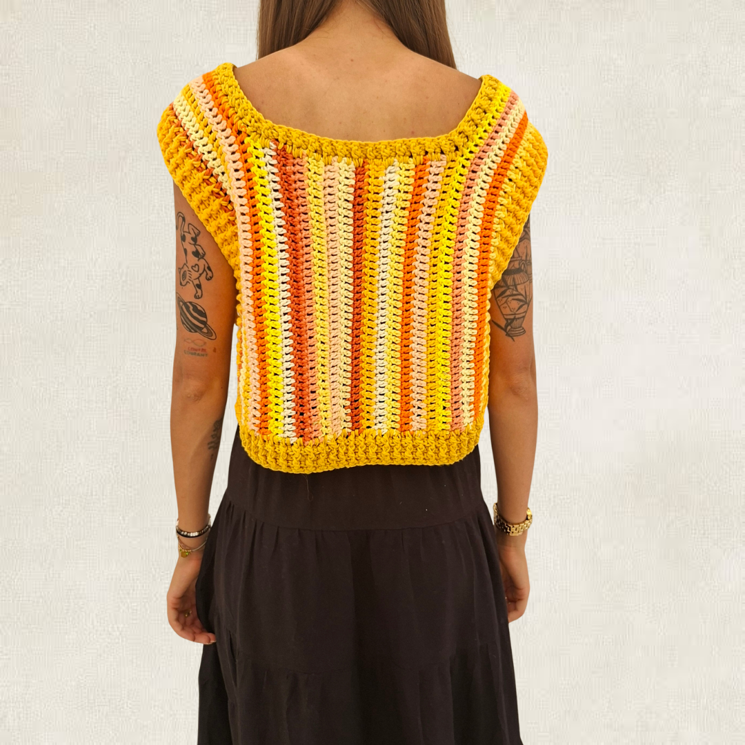 Top rayé orange en crochet