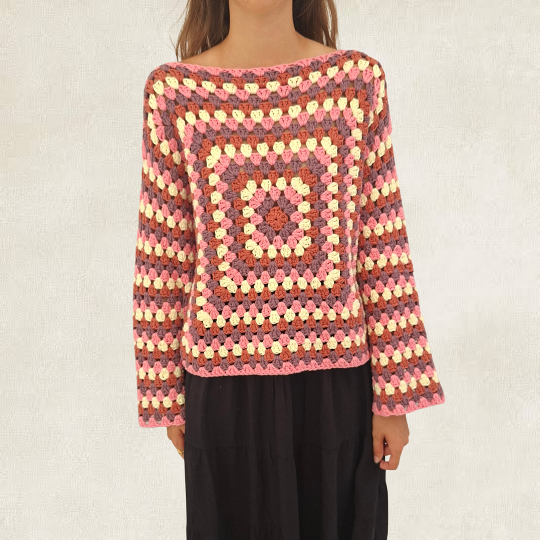 Long-sleeved top in granny squares